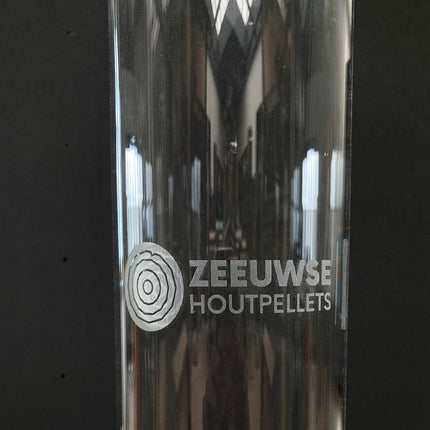 Lasergravering van de glazen buis - Fyra & Ignira